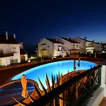 Daire Paddle - Sea View With 3 Pools, Tennis & Squash Court *