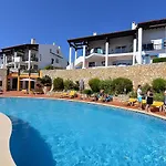 Paddle - Sea View With 3 Pools, Tennis & Squash Court شقة