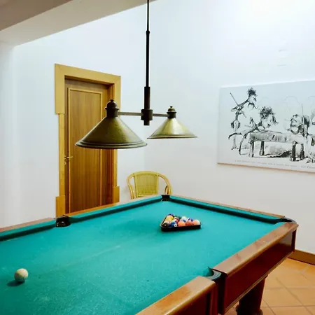 Paddle - Sea View With 3 Pools, Tennis & Squash Court Apartment
