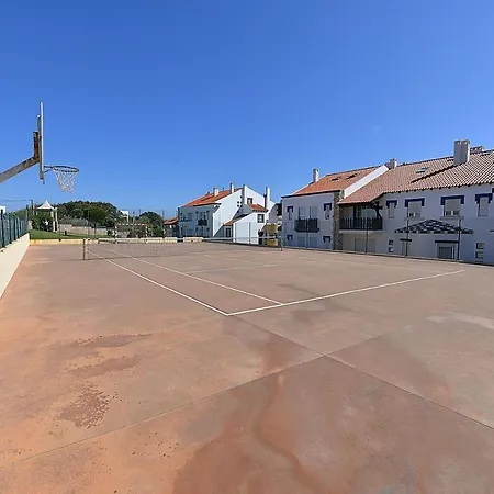 Paddle - Sea View With 3 Pools, Tennis & Squash Court Apartment *