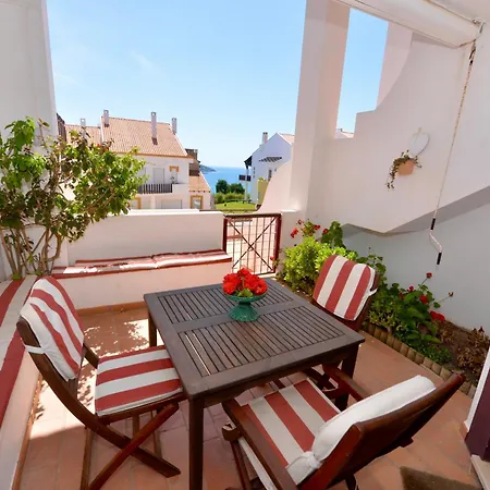 Paddle - Sea View With 3 Pools, Tennis & Squash Court *