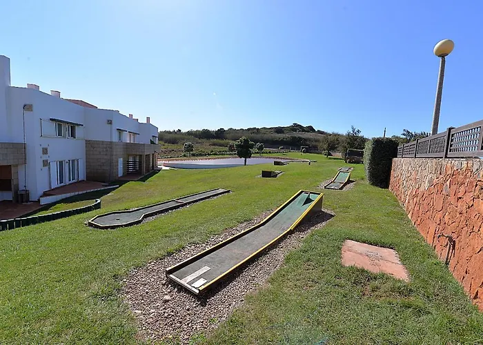 Paddle - Sea View With 3 Pools, Tennis & Squash Court Apartment *